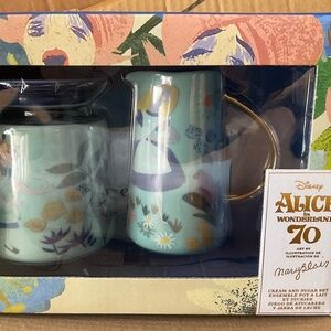 Disney Alice in wonderland cream and sugar set